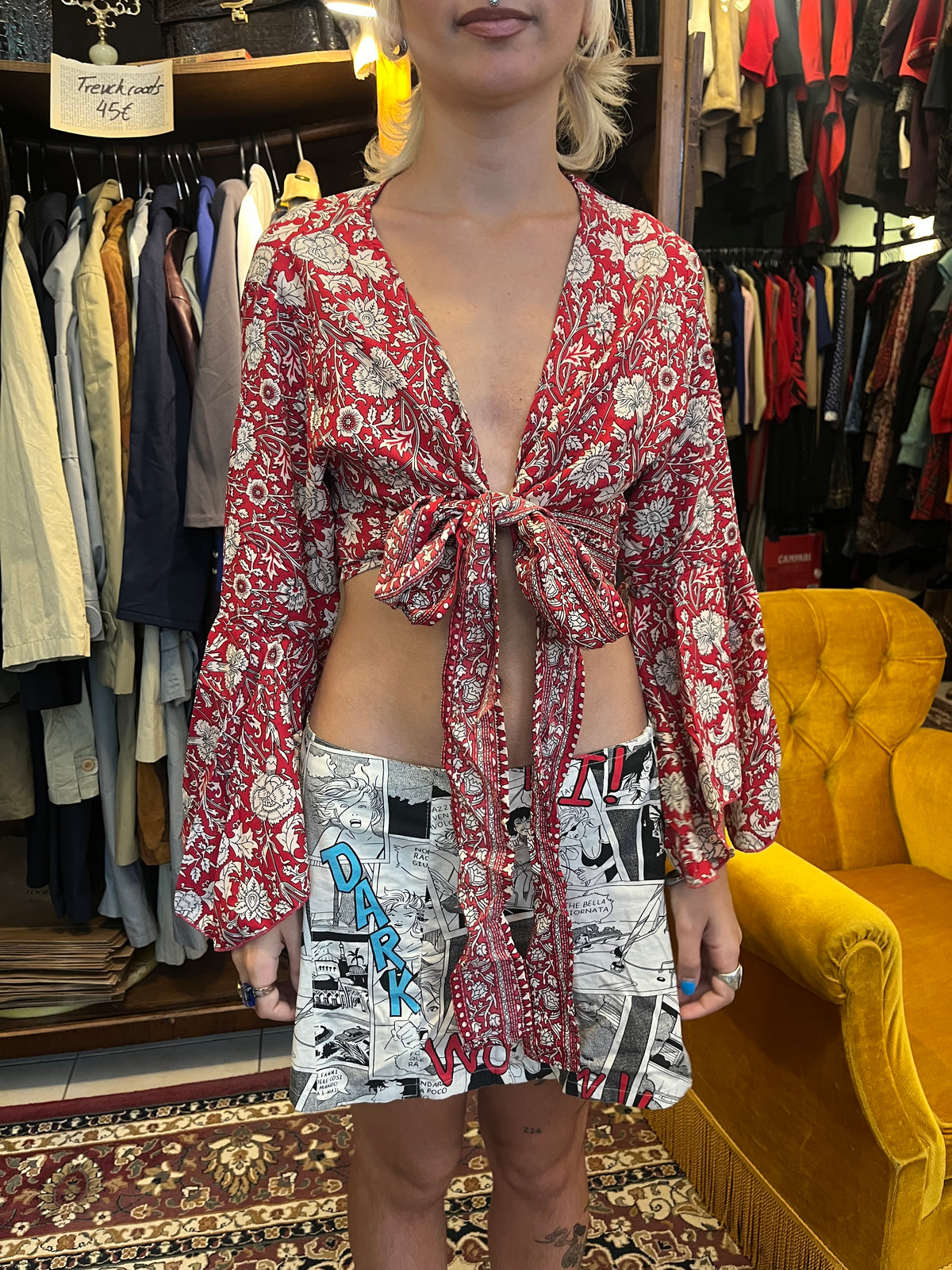 70s tie up crop bell sleeved top