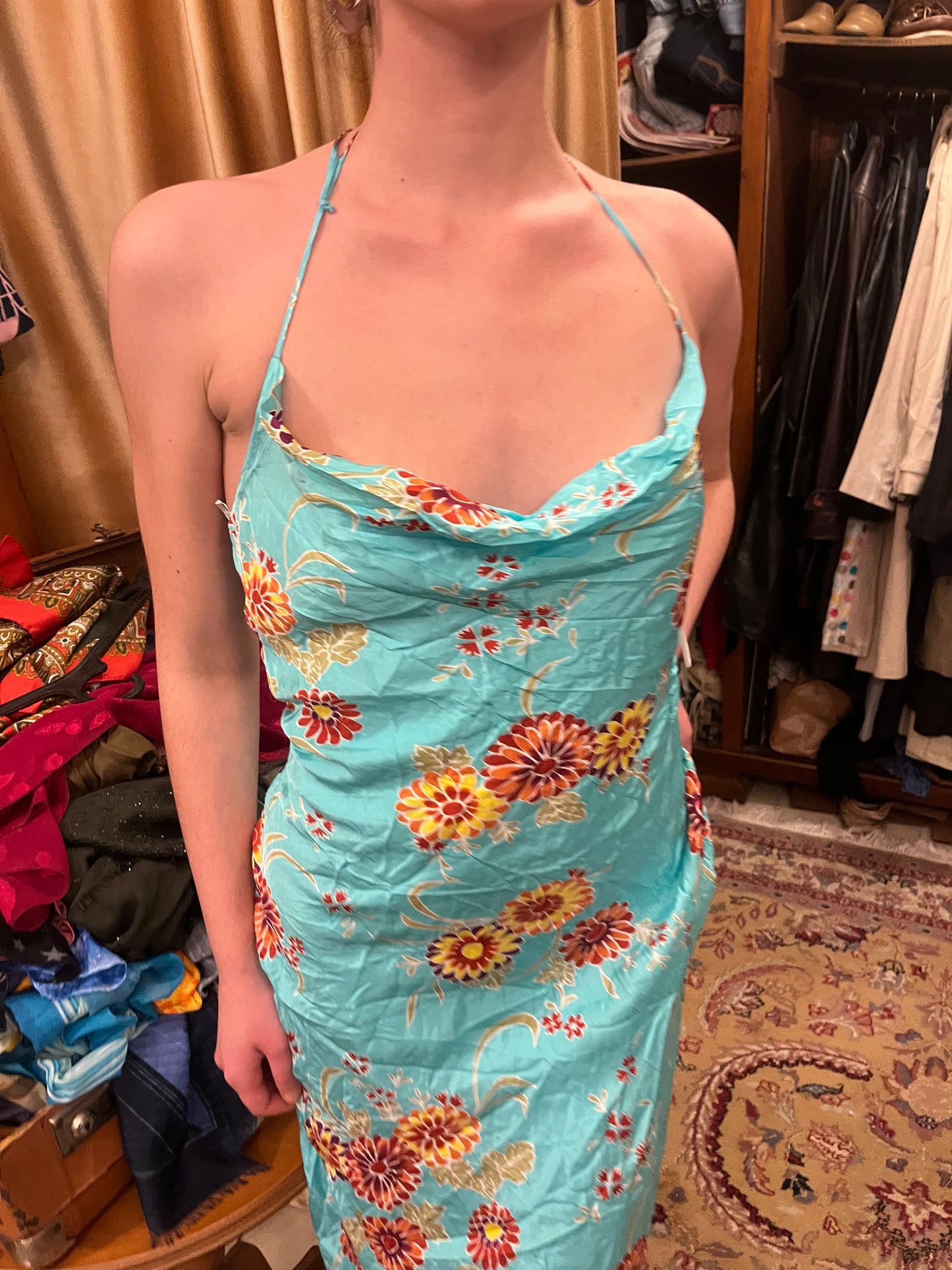 90s floral halter dress.Fits best M