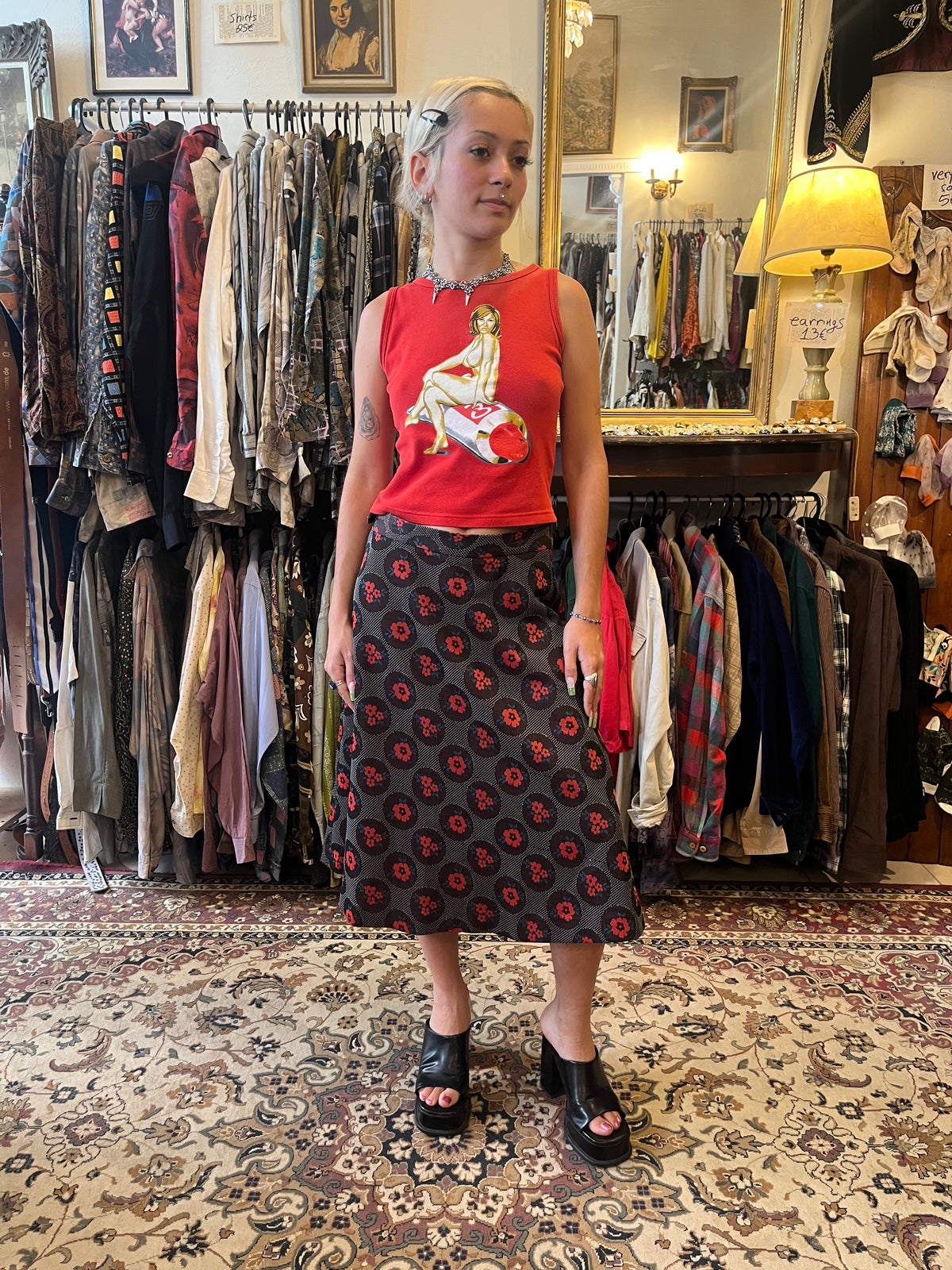 70s midi skirt .Fits best M in high waisted fit or S /XS in super low rise