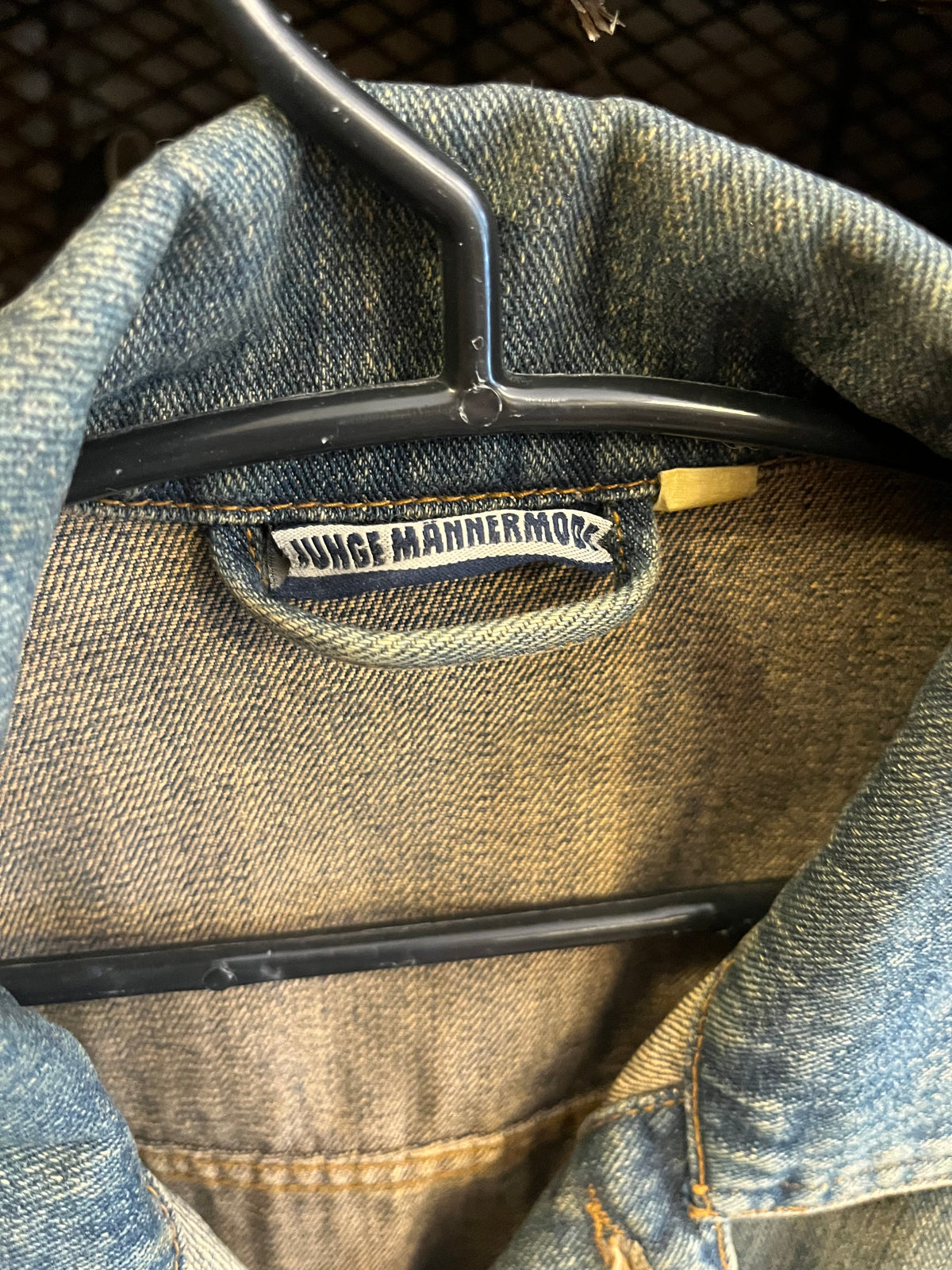 Light wash 90s denim jacket