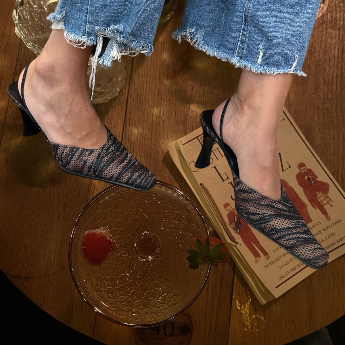 90s pointed patterned heels