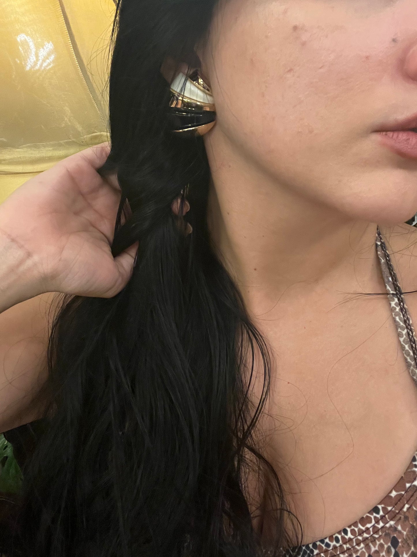 Vintage 80s clip on earrings