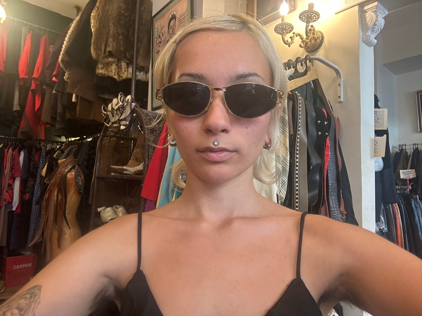 Gold Frame Oval Vintage Sunglasses