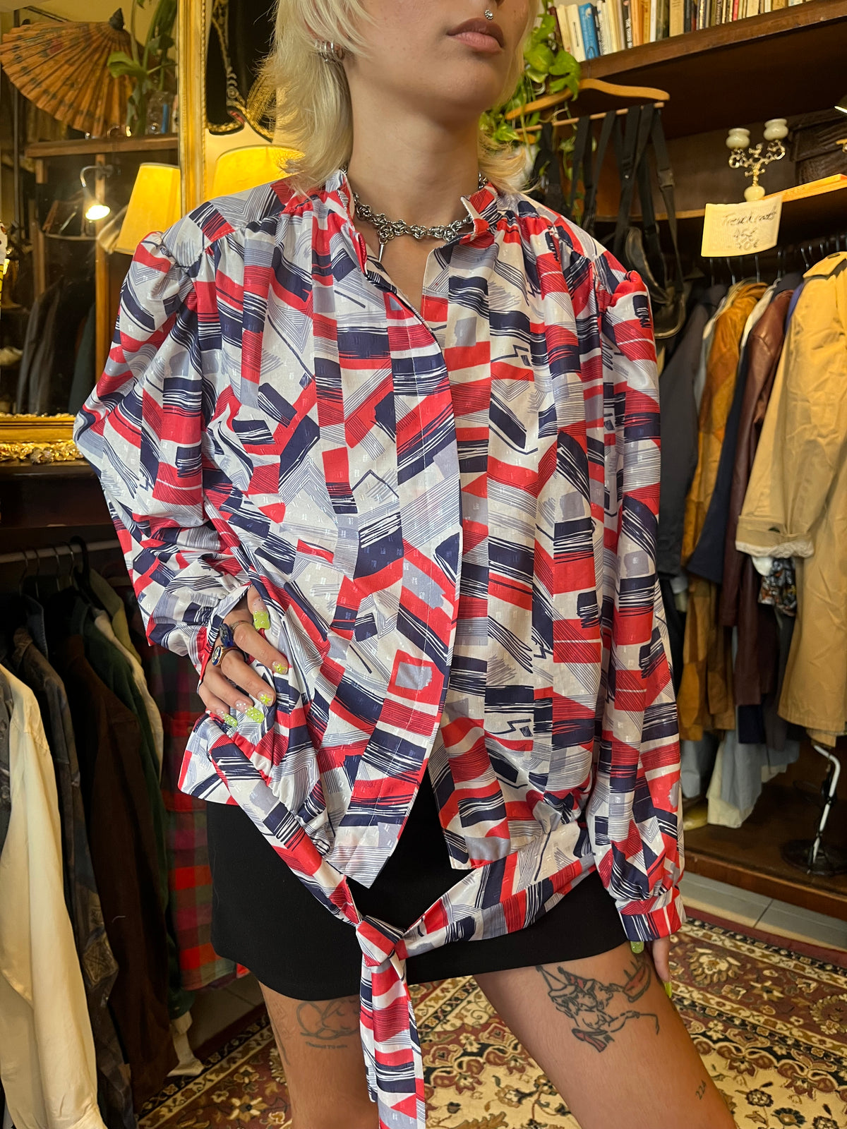 Vintage button up funky shirt