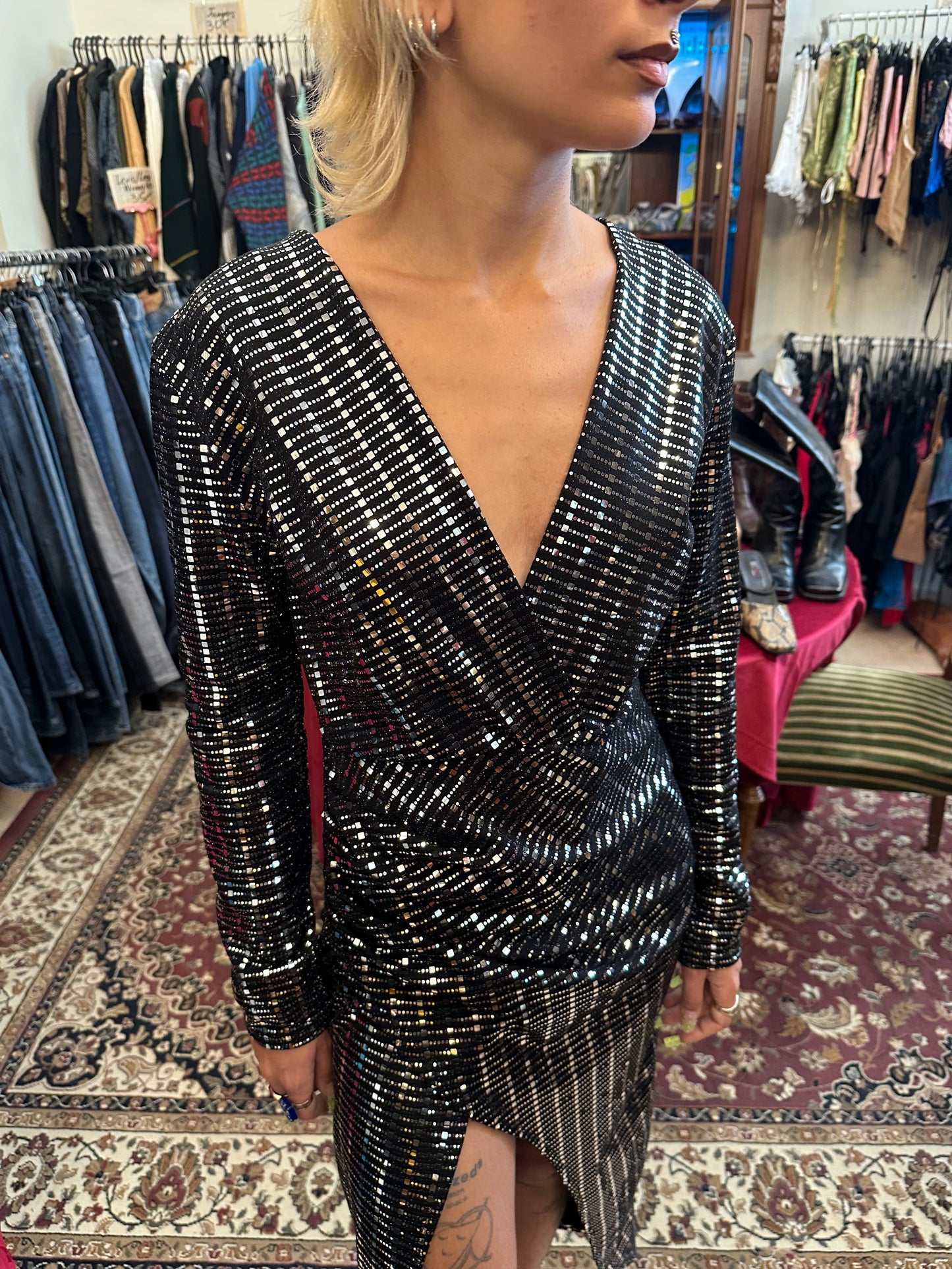 Metallic iconic midi dress