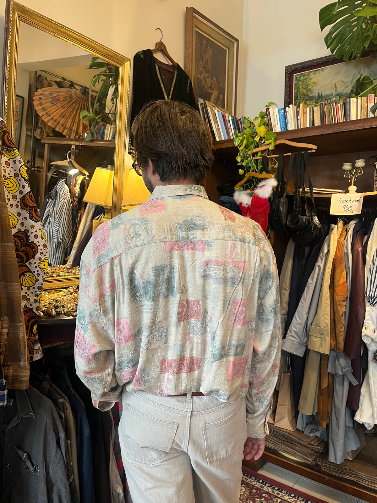 Vintage button up funky shirt