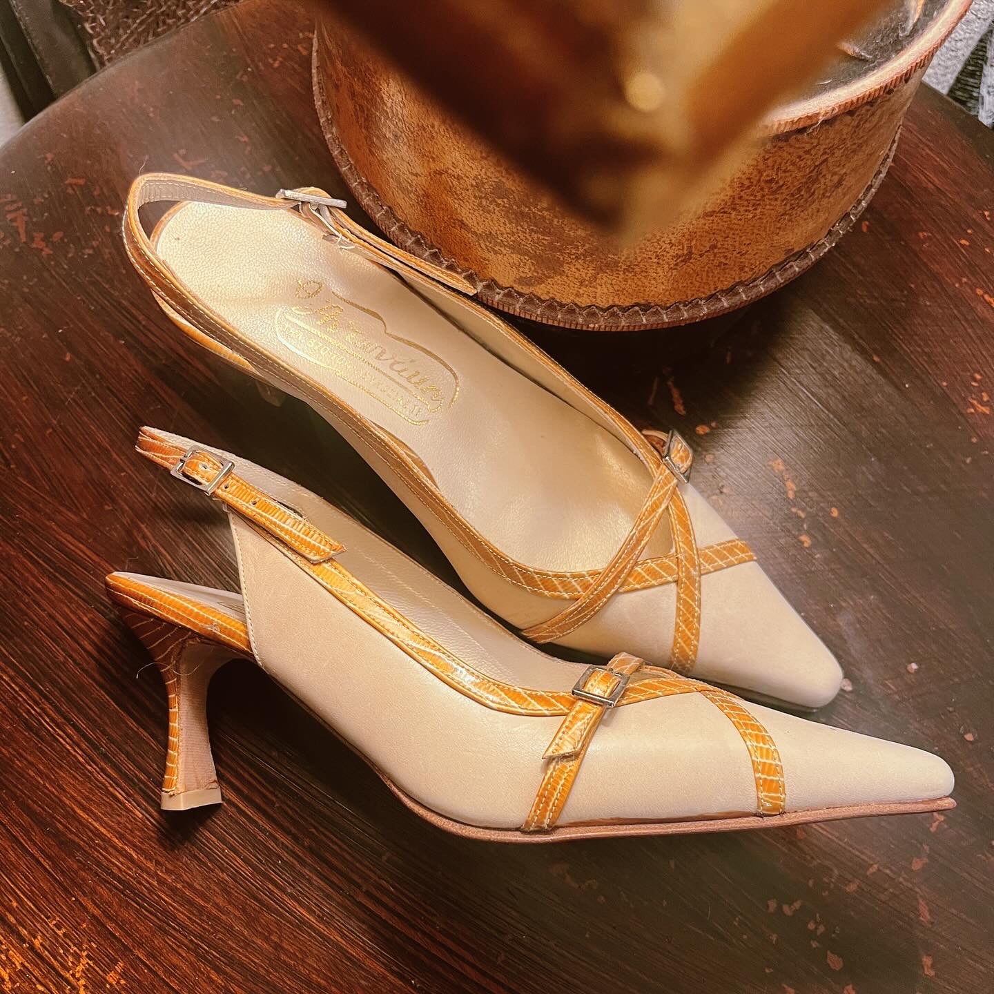 Unused 90s slingback heels