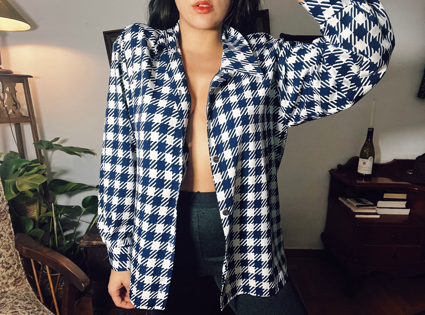 90s checkered button up shirt .Fits S-L