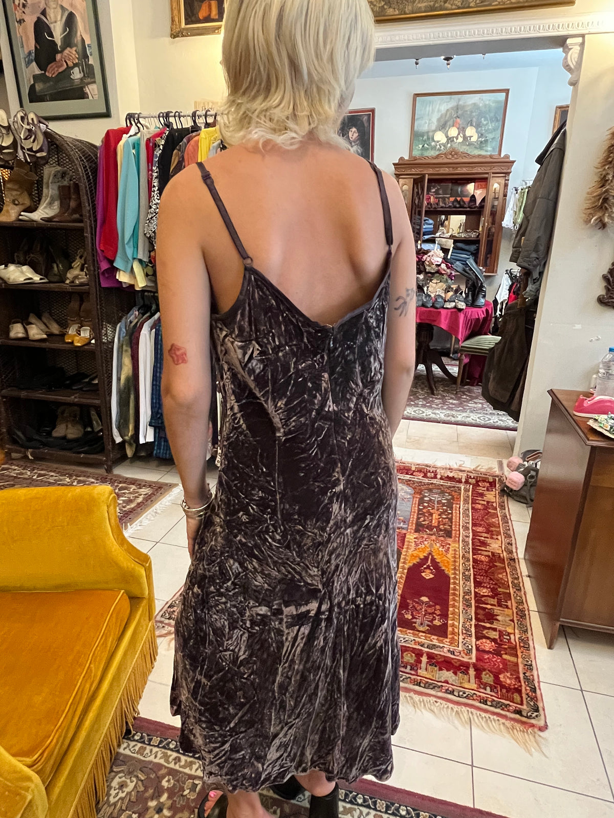Velvet midi brown dress