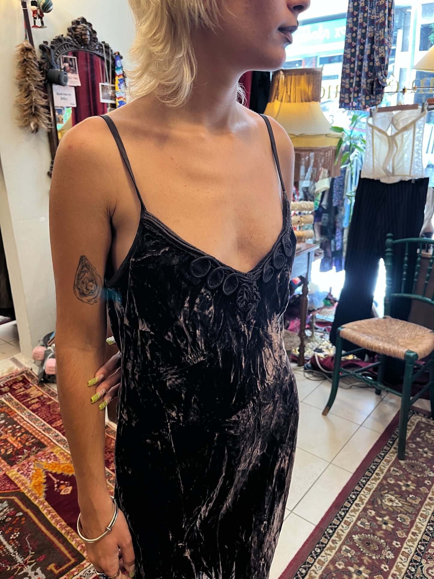 Velvet midi brown dress
