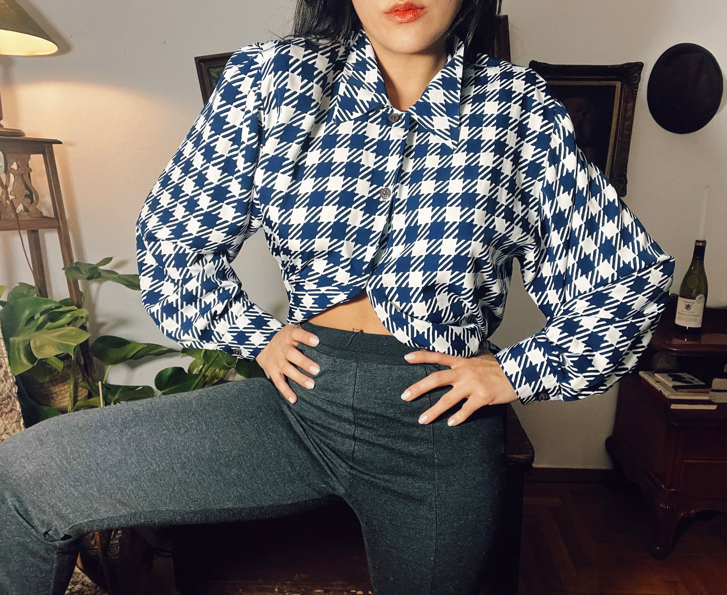 90s checkered button up shirt .Fits S-L