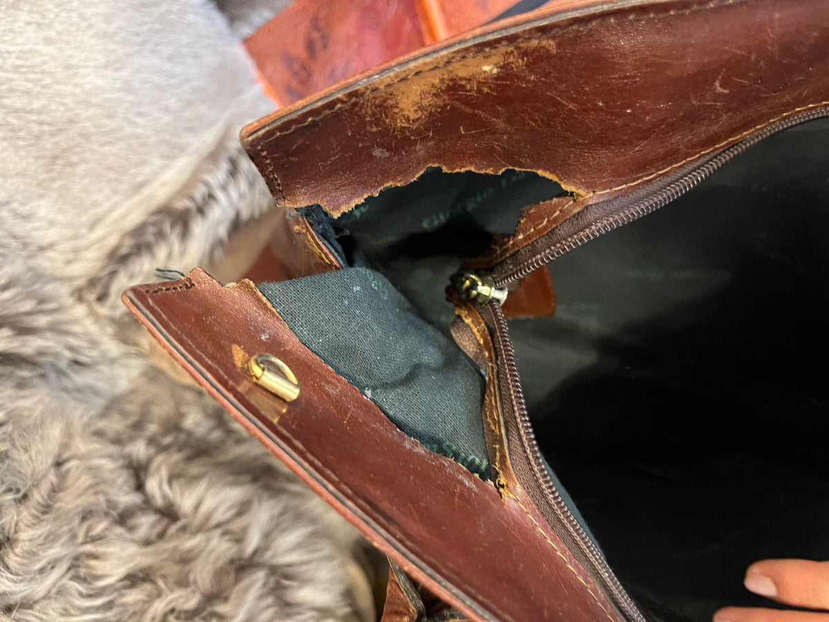 90s leather zip up handbag