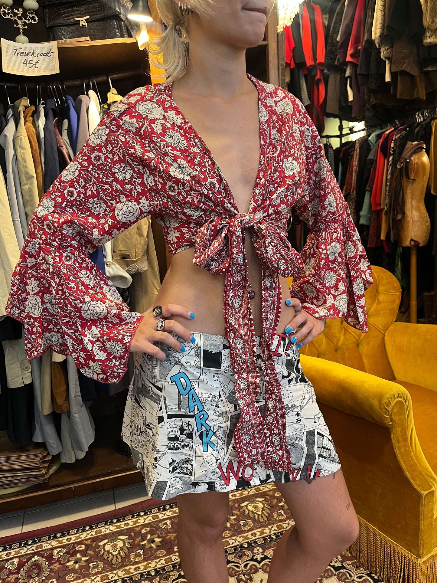 70s tie up crop bell sleeved top