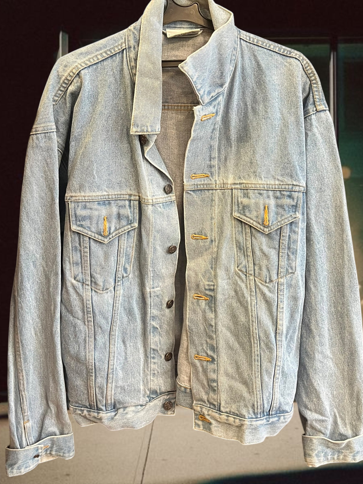 90s denim jacket in light wash