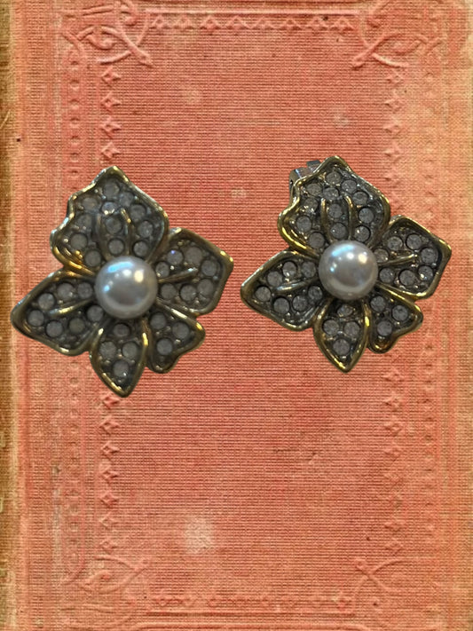 Vintage clip on earrings