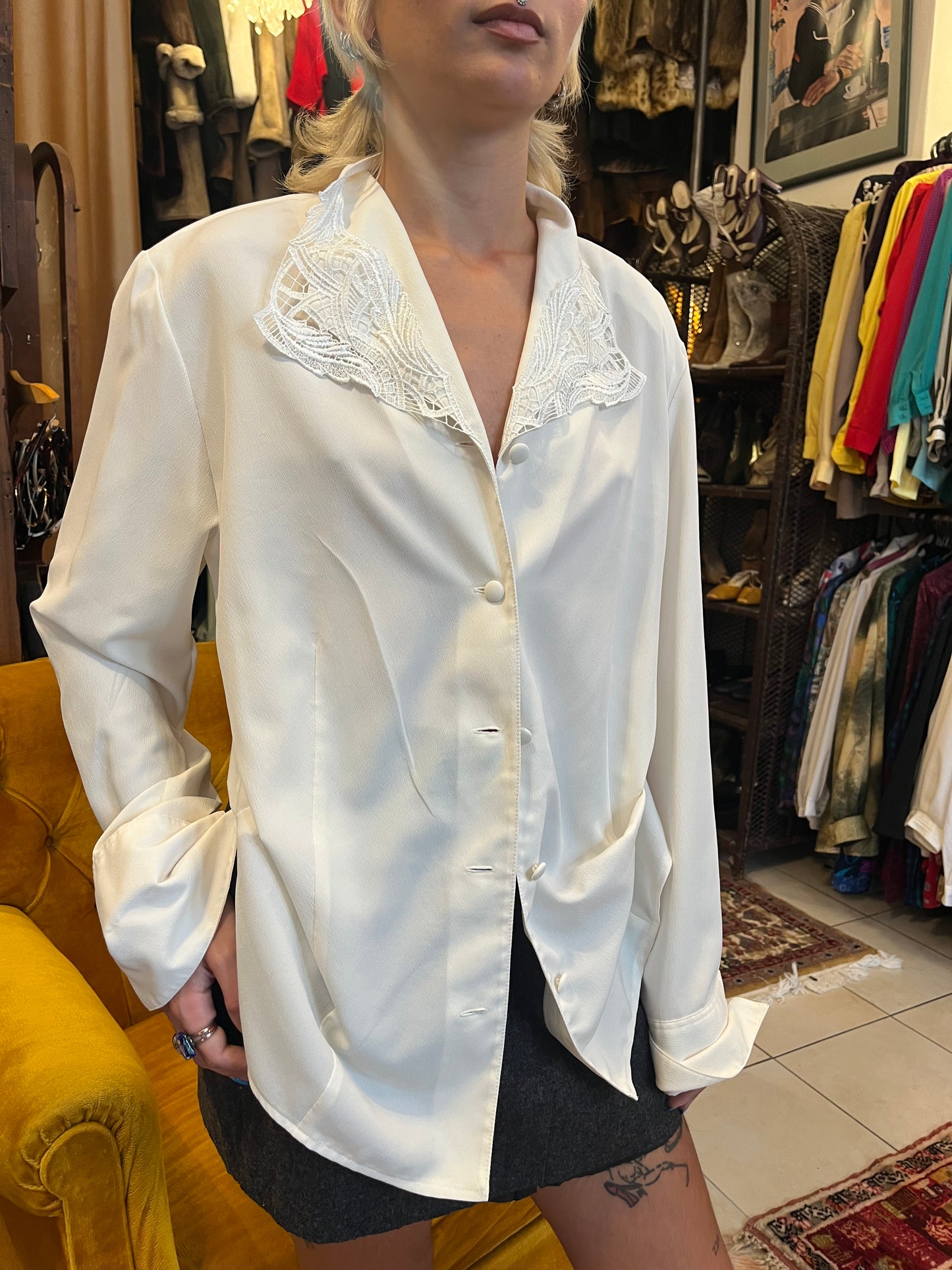 Vintage button up collared shirt