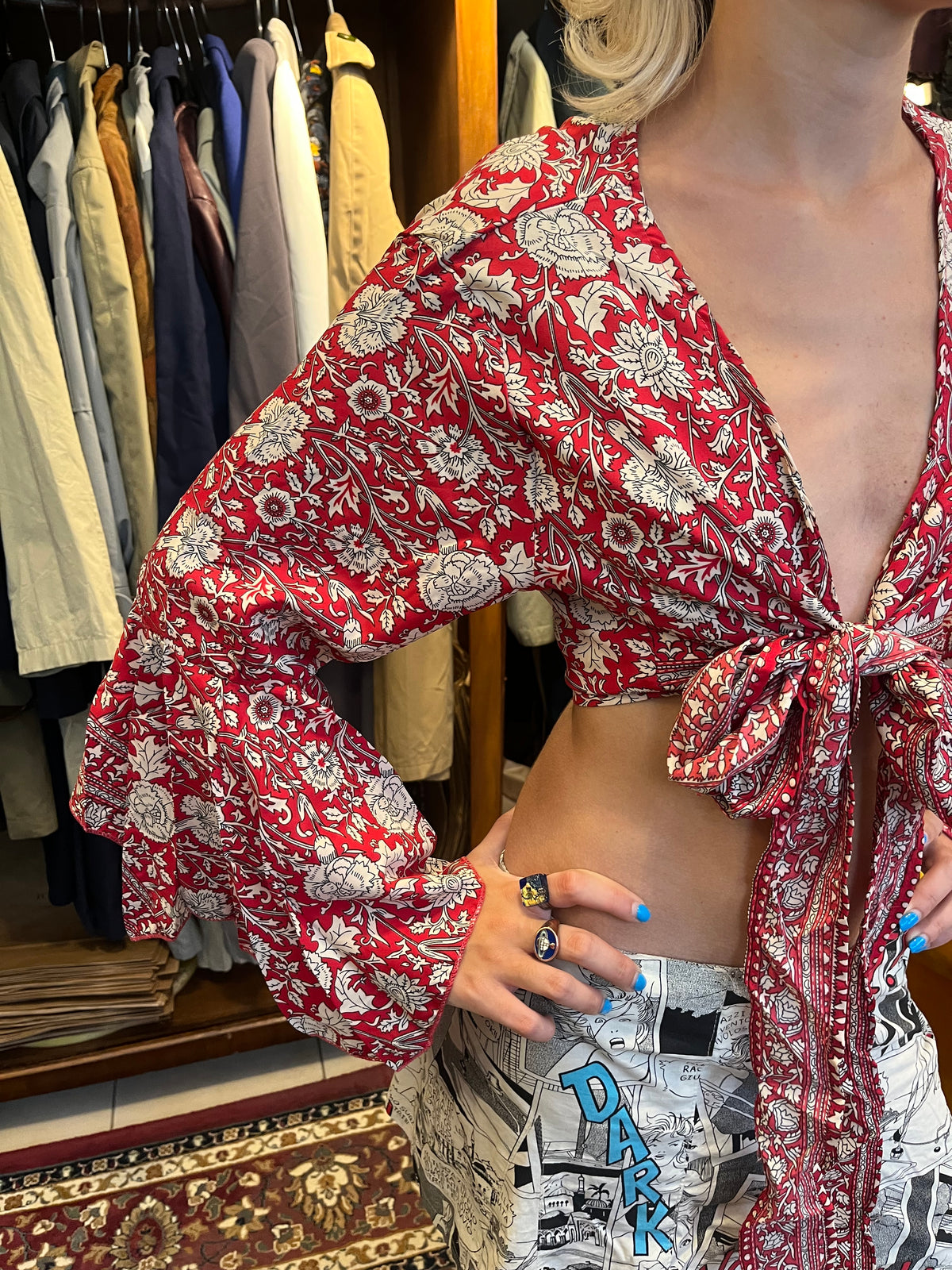 70s tie up crop bell sleeved top