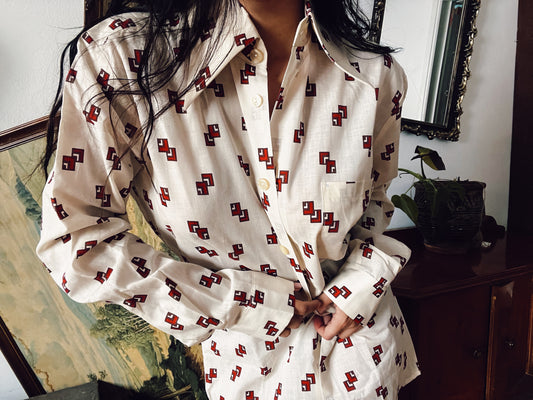 90s button up vintage shirt .Fits best S