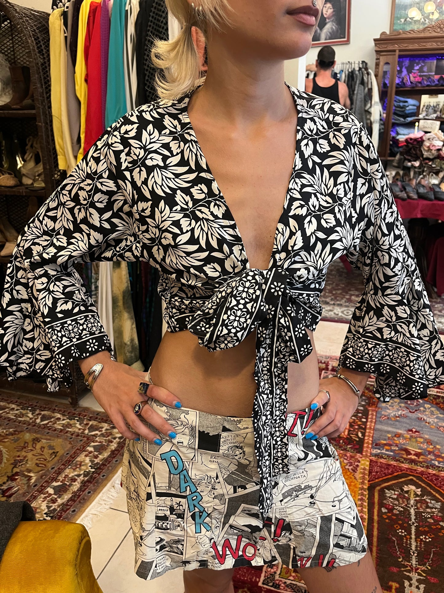 70s crop top tie up