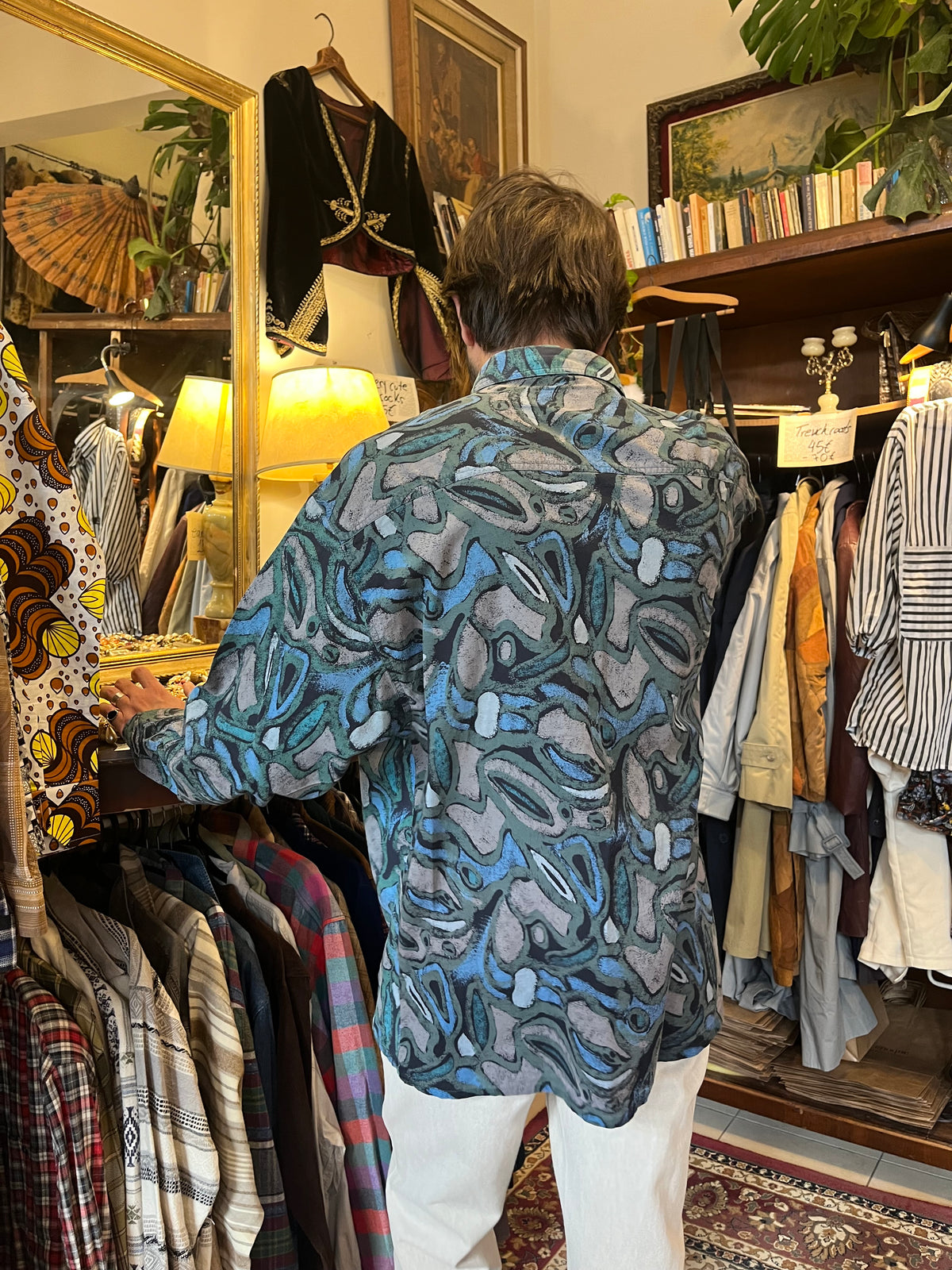 Vintage funky 80s button up shirt