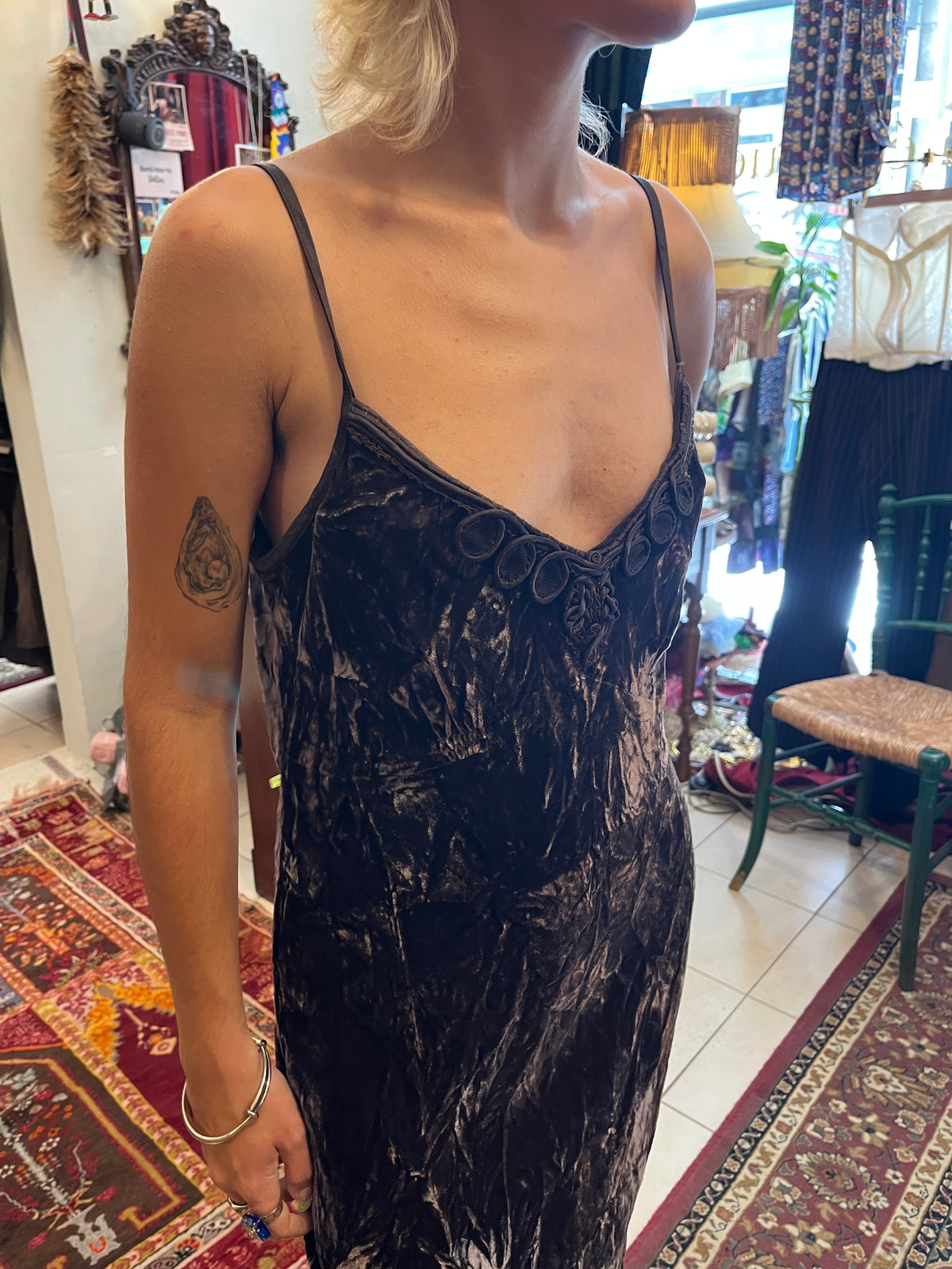 Velvet midi brown dress