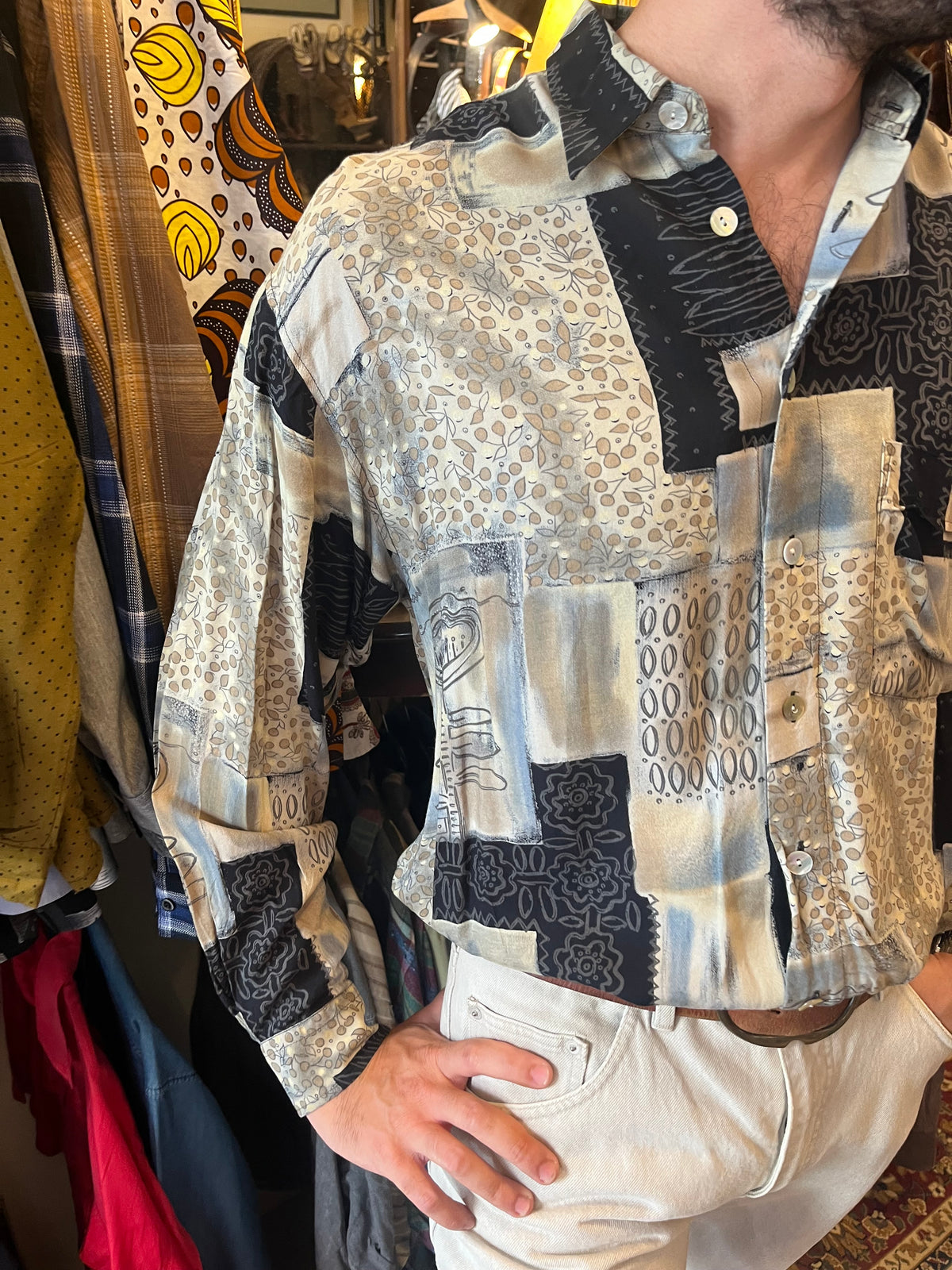 Vintage button up funky shirt