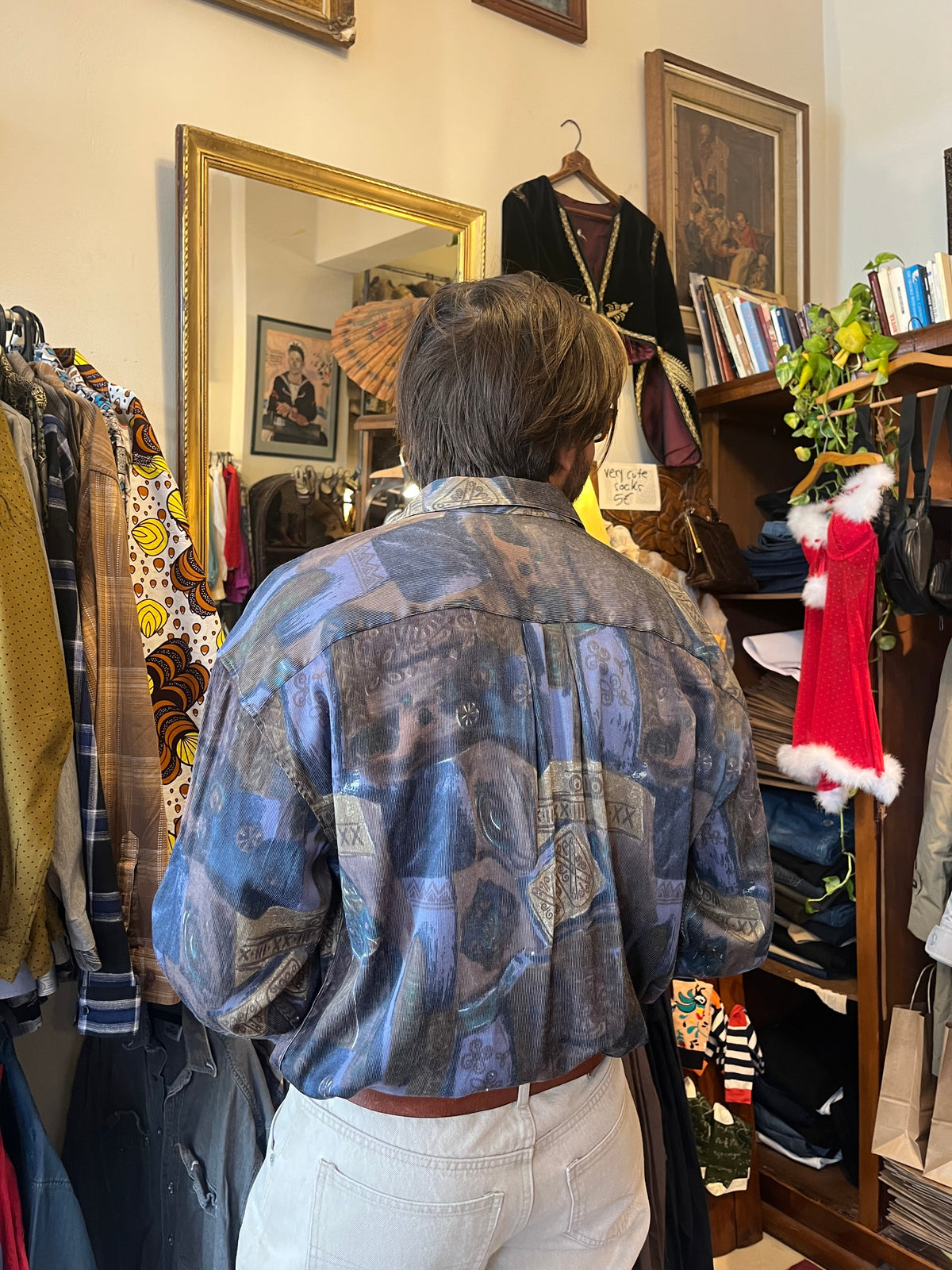 Vintage button up funky shirt