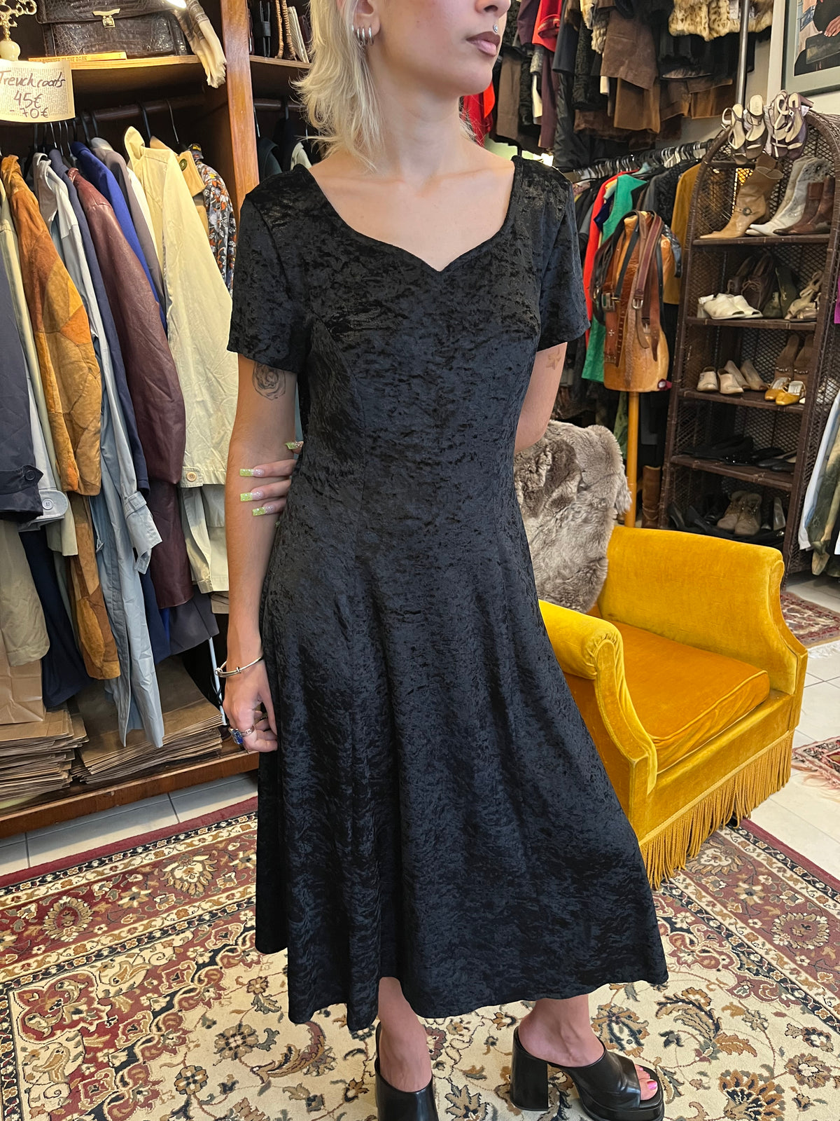 Vintage balck Victorian velvet dress