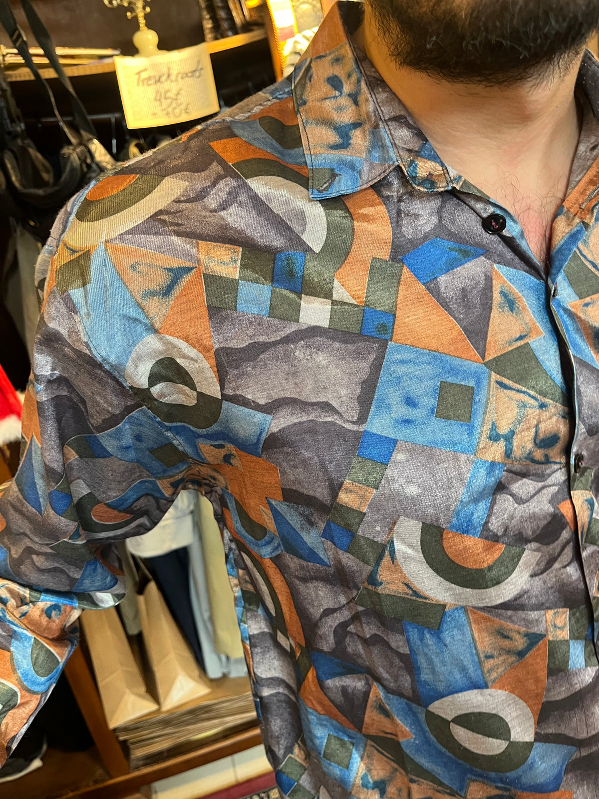 Funky 80s shirt