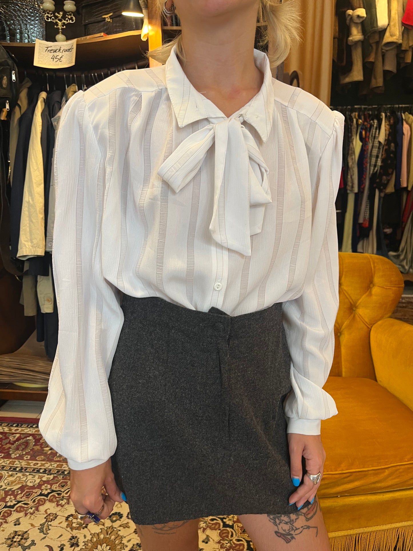 Vintage button up bow shirt