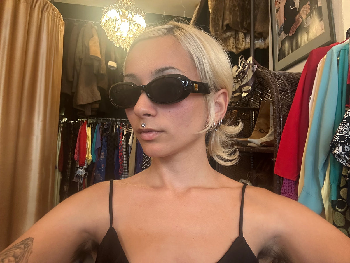 Black Vintage Sunnies