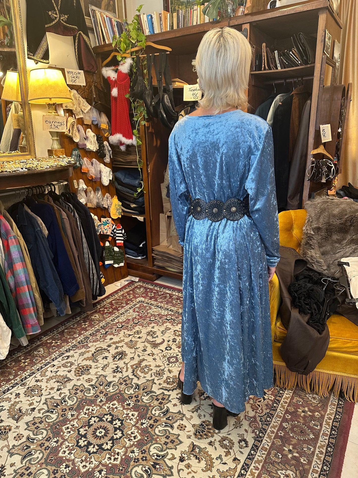 Vintage cobalt blue velvet dress