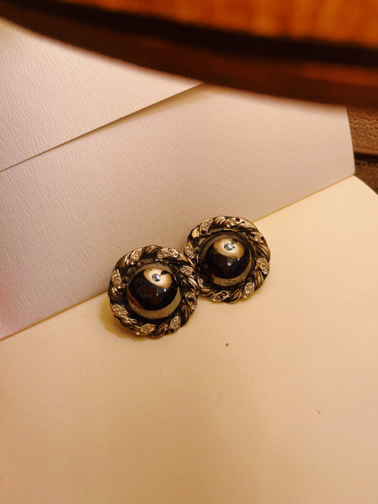 Vintage clip on earrings