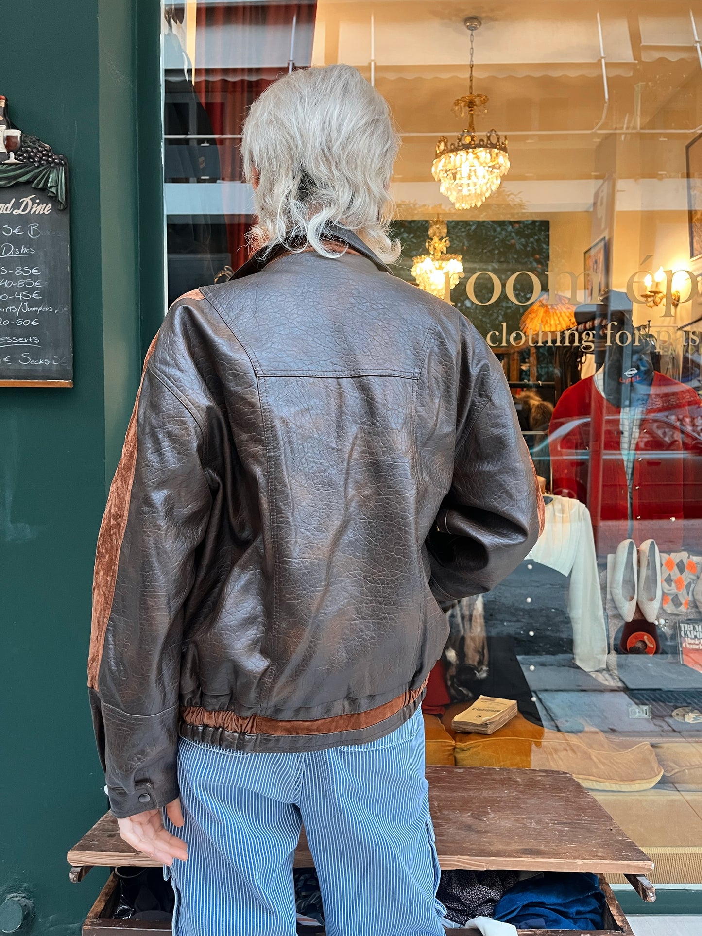 Vintage genuine leather zip up jacket .Fits best M