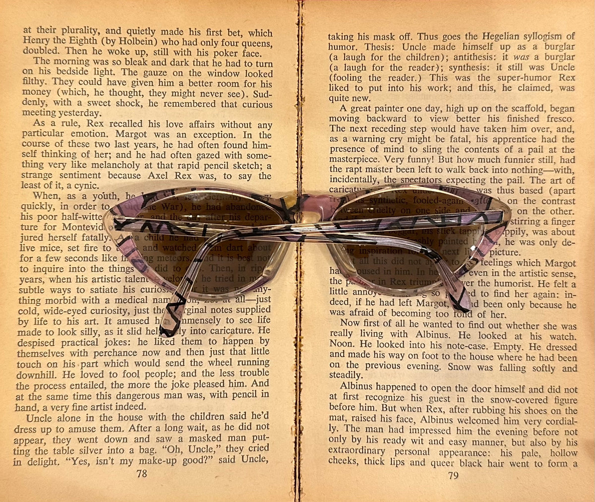 Vintage Lilac Patterned Butterfly Sunnies