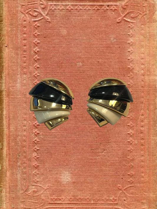Vintage 80s clip on earrings