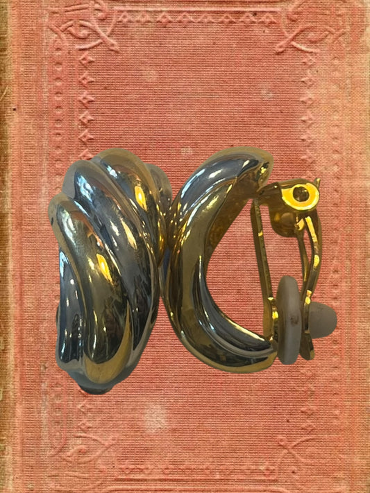 Vintage clip on earrings