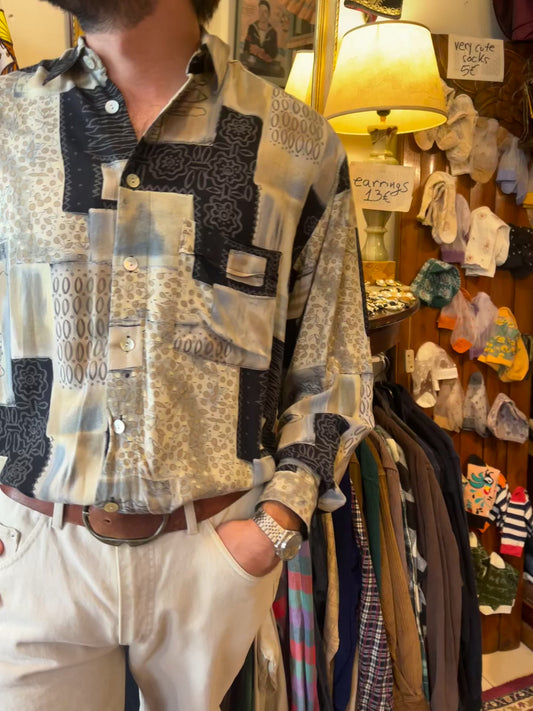 Vintage button up funky shirt
