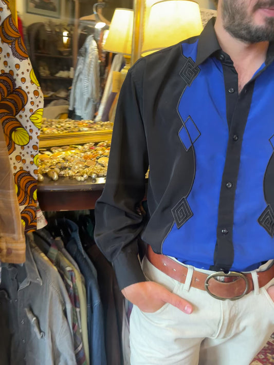 Vintage button up funky shirt