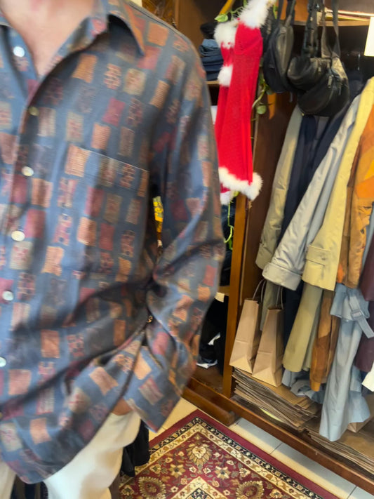 Vintage button up funky shirt