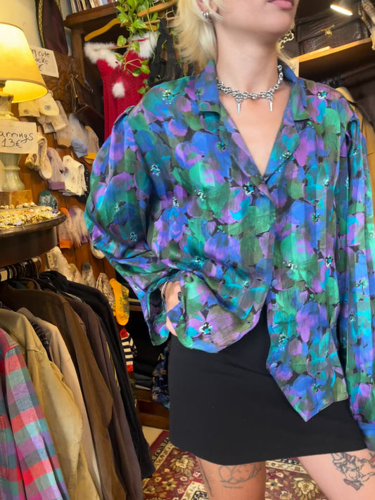 Vintage patterned button up funky shirt